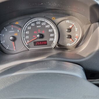 Suzuki Swift 1.3 ddis - 10