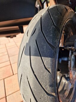 Kawasaki Versys 650 Grand Tourer - 10
