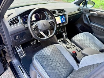 VW TIGUAN R-LINE 2.0TDI DSG 4x4 BOHATÁ VÝBAVA FACELIFT - 10