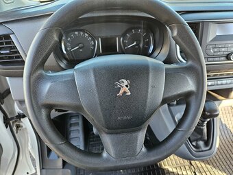 PEUGEOT EXPERT TRAVELLER 2.0 BlueHDI 110KW 8Miestne - 10