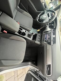 VOLKSWAGEN TOURAN 2.0 - NA PREDAJ / NA SPLÁTKY - 10