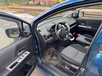 Mazda 5 - 10