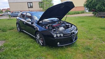 159 ti 2.0jtdm 125kw 2011 - 10