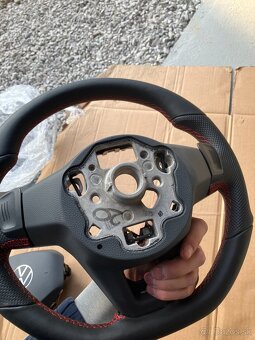 volant MULTI s řazením GTI Lopatky Tiguan II - 10