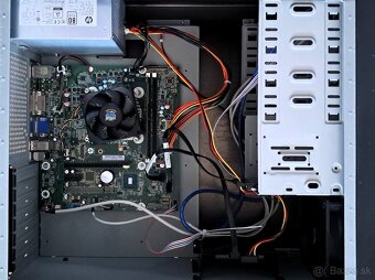 Desktop Intel 3.3GHz - RAM DDR4 - SSD - HDD - 10