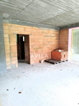 PREDAJ: Moderný objekt s obrovským potenciálom - 10