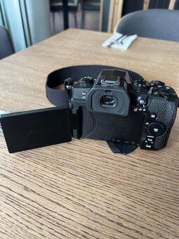 Panasonic Lumix DC G-90 - 10