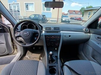Mazda 3 - 10