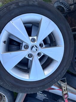 205/60 R16 - 10