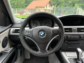 BMW E91 320d XENON / NAVI / SPORTSITZE - 10