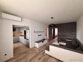 3 izbový byt po rekonštrukcii SNP - 10