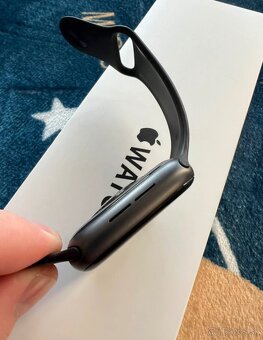 Apple Watch SE (2020) 44mm - 10