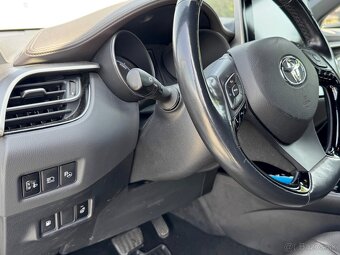 Toyota C-HR 1.8 Hybrid - 10