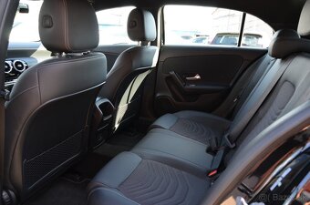 Mercedes-Benz A trieda 250 e /T Style 160KW PheV - 10