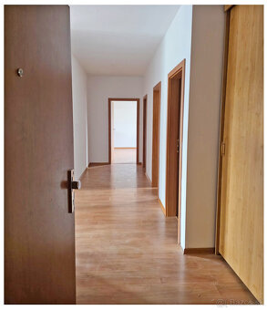 CENTRUM / 3i byt BB / PETELENOVA / BALKÓN / 100 m2 / PARKING - 10