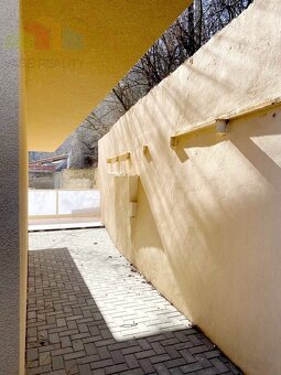 Trojizbový mezonetový byt Banka pri Piešťanoch - 10