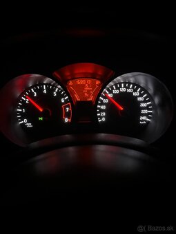 Nissan Juke 1.6 - 10