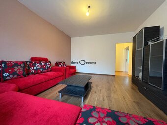 Na predaj: CENTRUM: 3 izb.byt + PIVNICA - 10