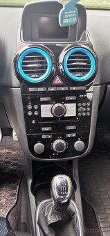 Opel corsa - 10