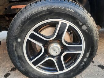 Mitsubishi L200 - 10