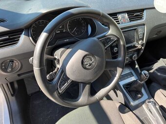 Skoda Octavia Combi 3 - 10