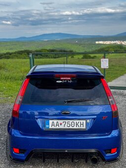 Ford Fiesta ST150 - 10