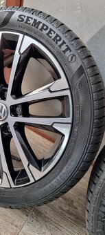 Predám Orginal VW SINGAPORE elektrony 5X112 R17 letné 225/45 - 10