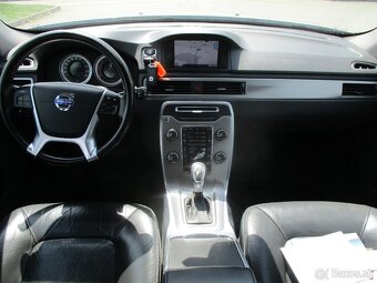 VOLVO XC70 2,4D 120KW CROSSCOUNTRY AWD GPS XENON 2013 - 10