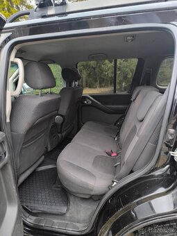 Nissan Pathfinder 2.5 dCI 7miest 4x4 - 10