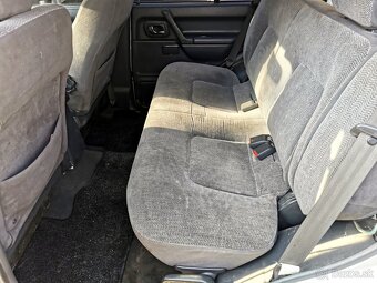 MITSUBISHI PAJERO GL 2.5TD 4x4 Model 2004 - 10