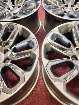 6x139.7 R20 Originál Dodge RAM 5.Generace - TOP STAV - 10