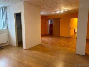 Na prenájom obchodný priestor 226,61m2 - Voľný ihned - 10
