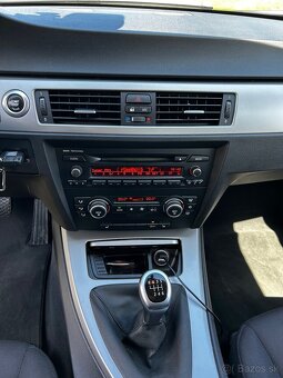 BMW e91 318i 2009 Benzín - 10
