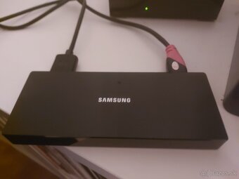 Samsung UE75JU7002T Smart 4K 3D Ultra HD HBB TV - 10