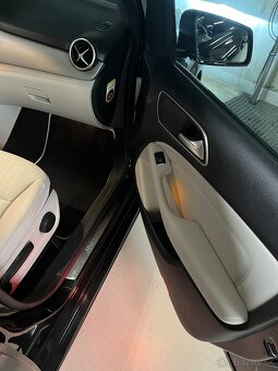 Mercedes B180 CDI kup v SR A7 TOP Stav - 10