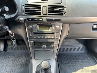 Toyota Avensis combi 2.2 D4D, r. v. 2007, 110kW - 10