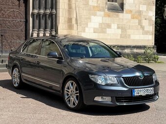 Škoda Superb - 10