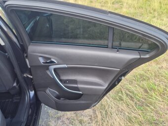 Opel insignia 2.0 CDTI - 10