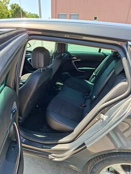 Opel insignia - 10