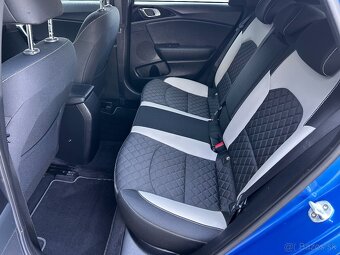 Kia CEED CD 1,4 T-GDi 103kW M6 GT-LINE - 10