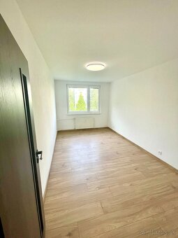 ELEGANTNÝ 4-IZBOVÝ BYT ŽILINA-SOLINKY - 10