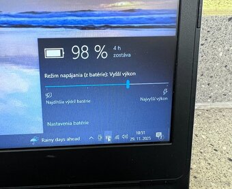 Dell Vostro 14 / i3 7100U / 8GB DDR4 / 128 SSD+500 HDD /14" - 10