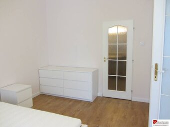 Predaj 4+1-izbový byt s 2 balkónmi v centre Bratislavy, 110m - 10