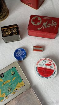 Plechovky retro - 10