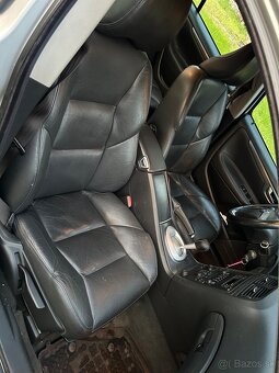 Volvo S60 2.4D5 120KW - 10