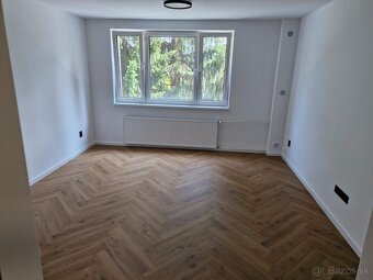 Ponúkam na predaj 3-izbový byt 70m2 - 10