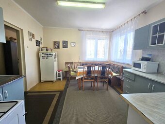 NA PREDAJ - 4 izbový Rodinný dom - 10