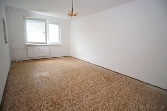 PREDAJ 1 izb BYT 41m2 s balkónom J.Krála Partizánske - 10