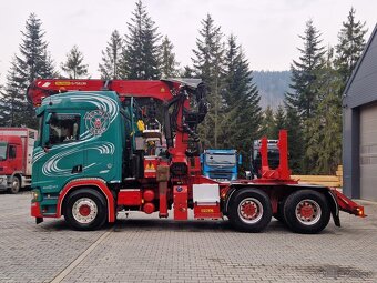 Lesovoz LESOVÚZ Scania V8 R580 do drewna drzewa lasu stos - 10