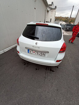 Renault Clio grandtour 1.2 16v - 10